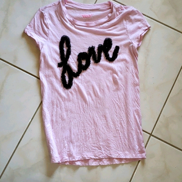 Victoria's Secret Tops - Victoria Secret Love t shirt xs pink